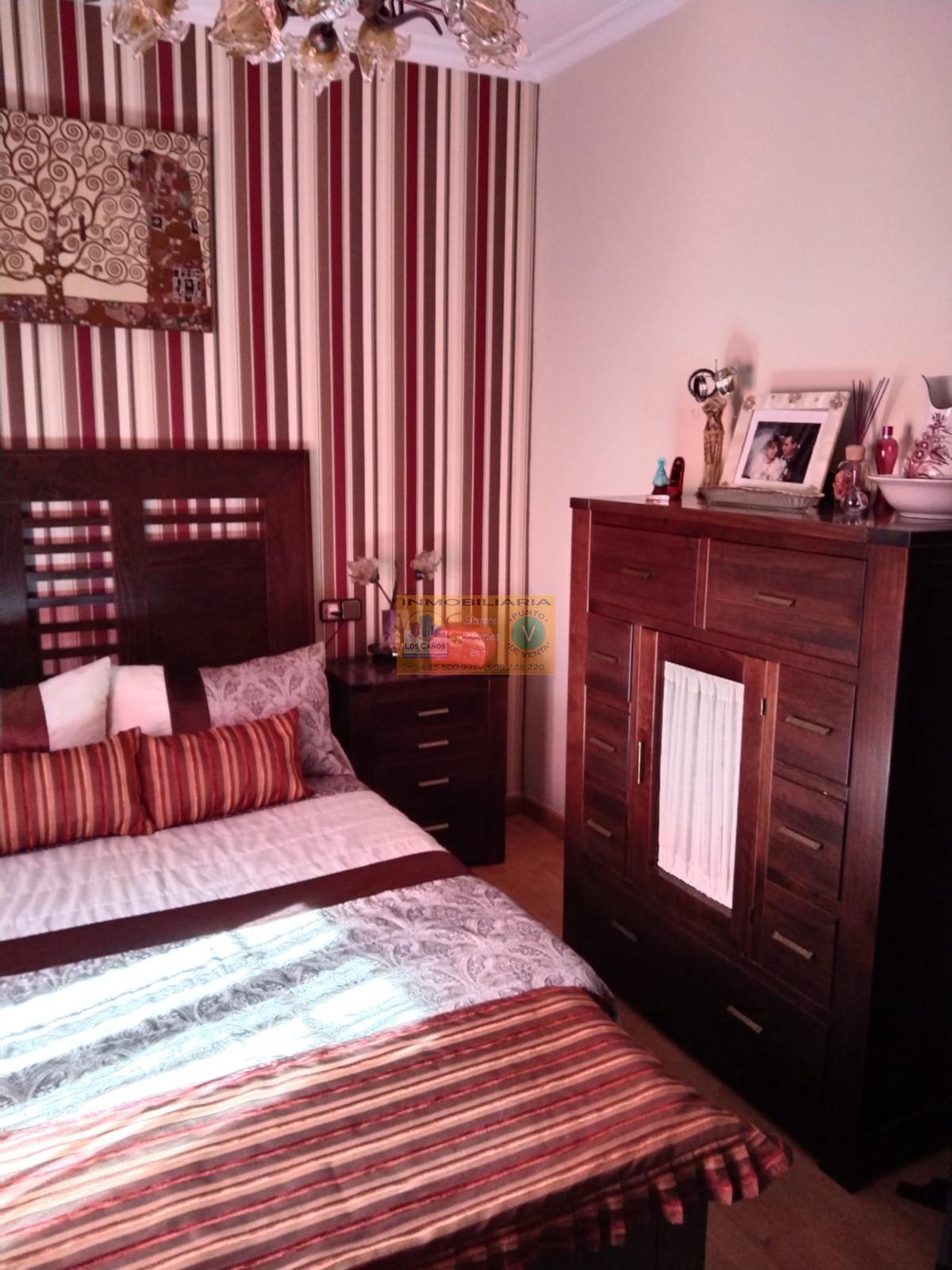 For sale of house in Sevilla