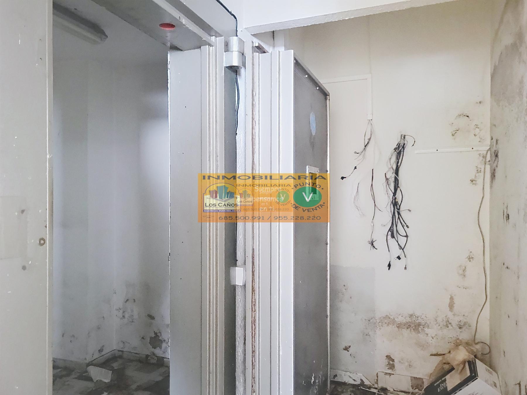 For sale of flat in Sevilla
