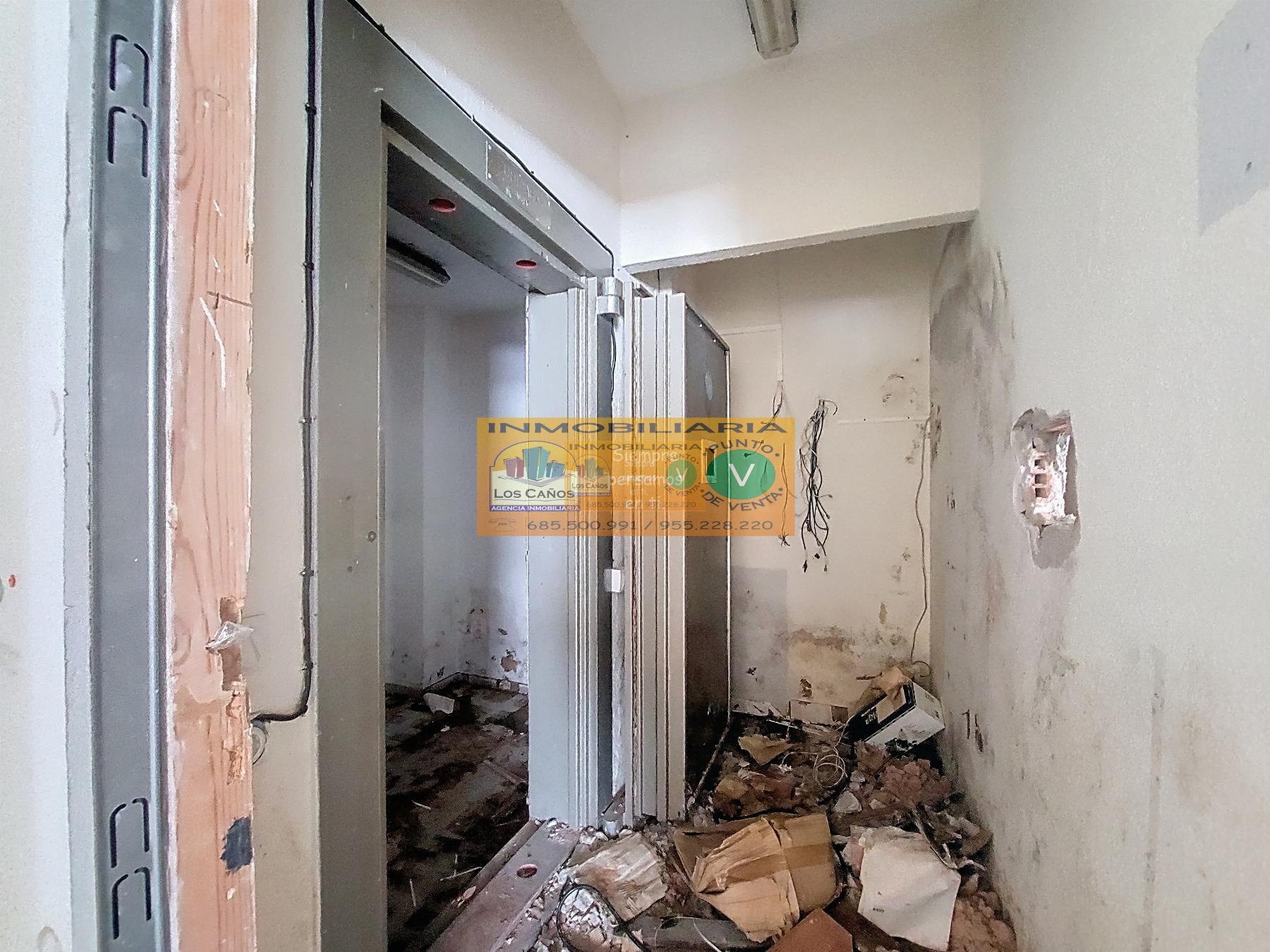 For sale of flat in Sevilla