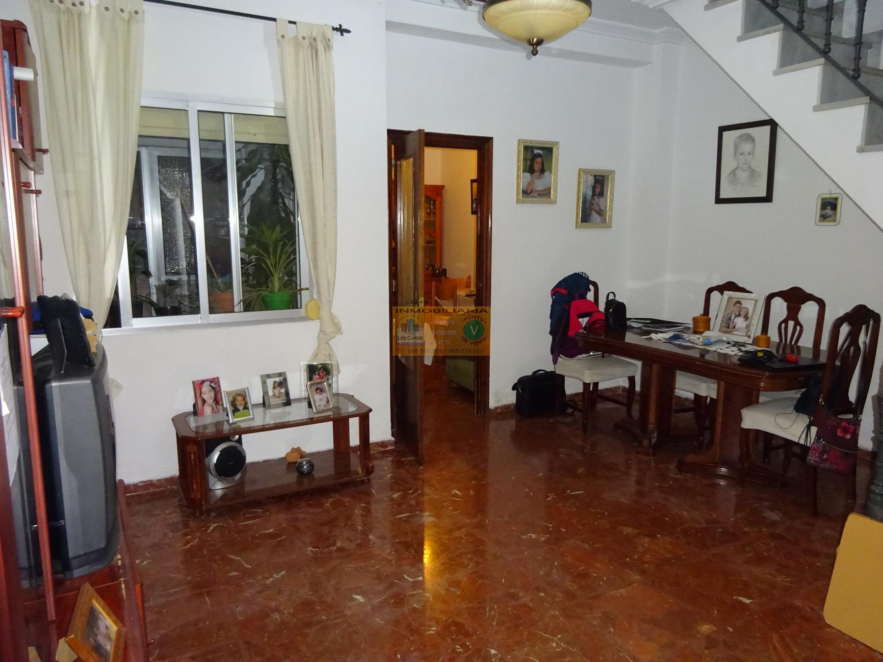 For sale of house in Sevilla