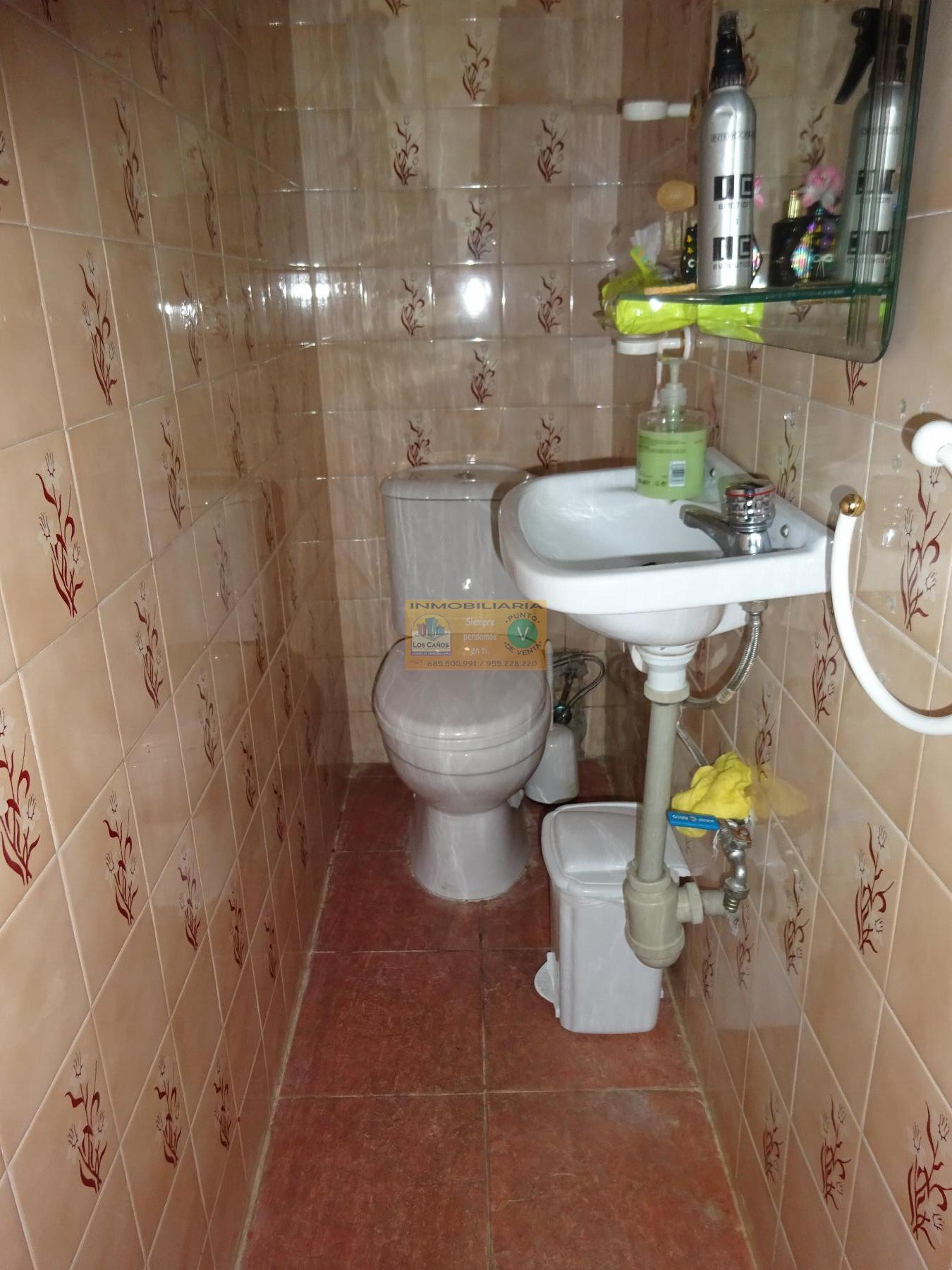 For sale of house in Sevilla
