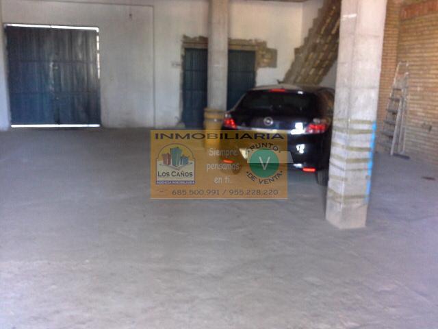 For sale of commercial in Sevilla