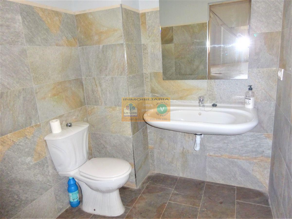 For sale of house in Sevilla