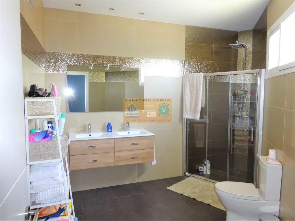 For sale of house in Sevilla