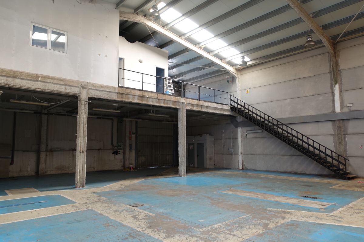 For sale of industrial plant/warehouse in El Puerto de Santa María