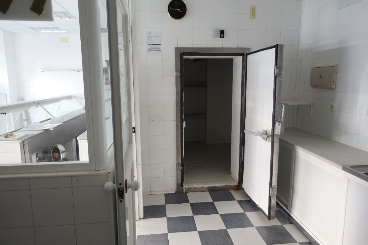 Venta de local comercial en El Puerto de Santa María
