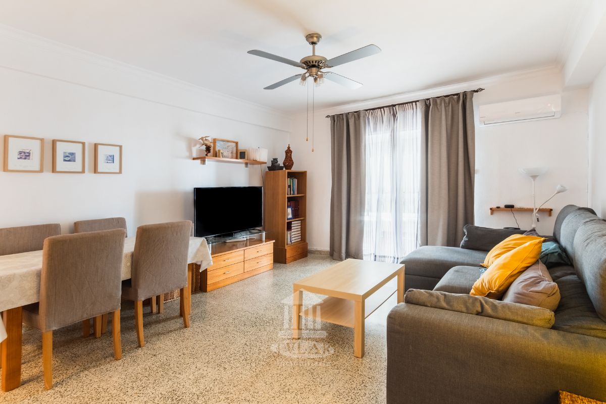 For sale of flat in El Puerto de Santa María
