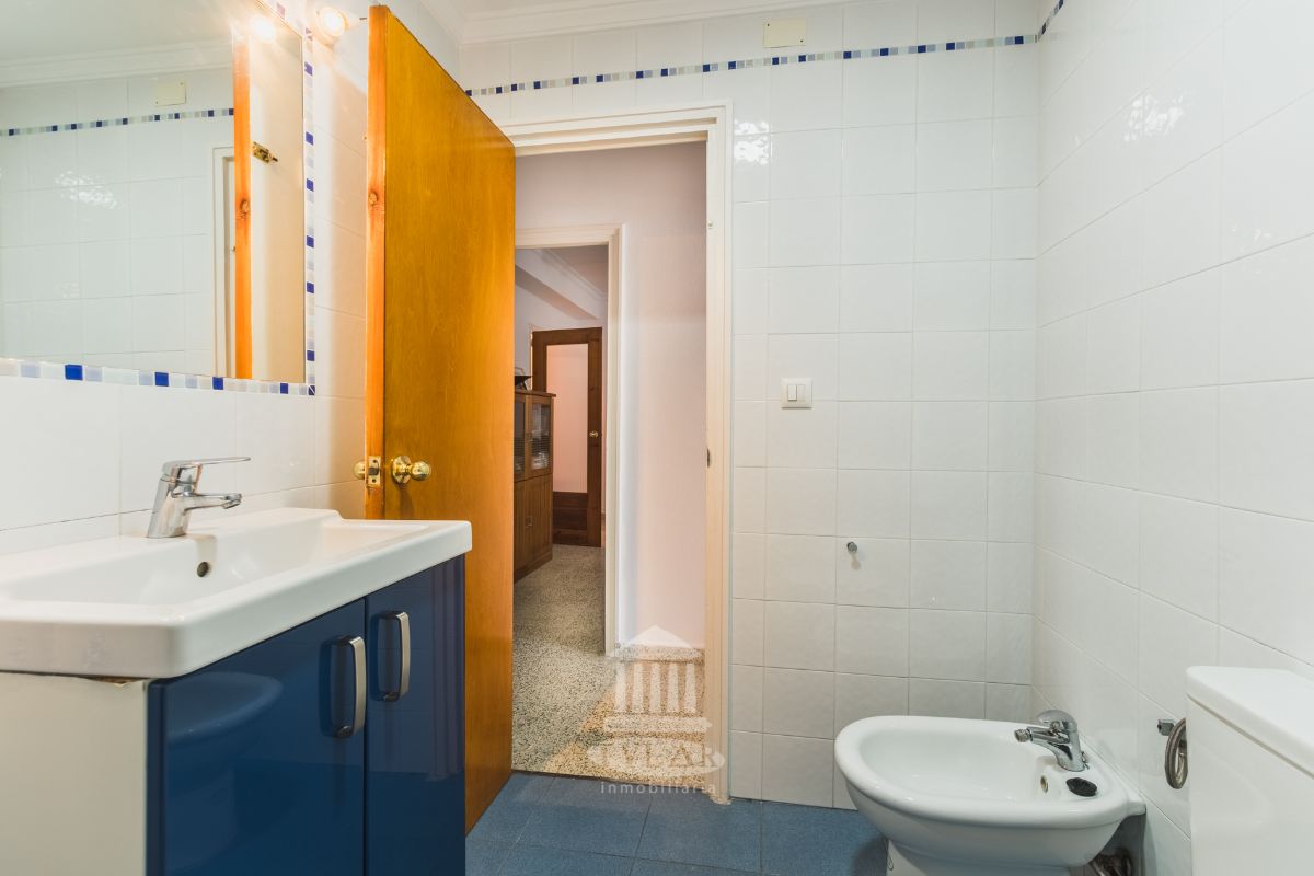 For sale of flat in El Puerto de Santa María