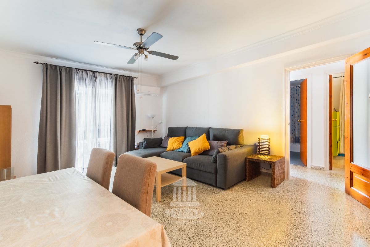 For sale of flat in El Puerto de Santa María