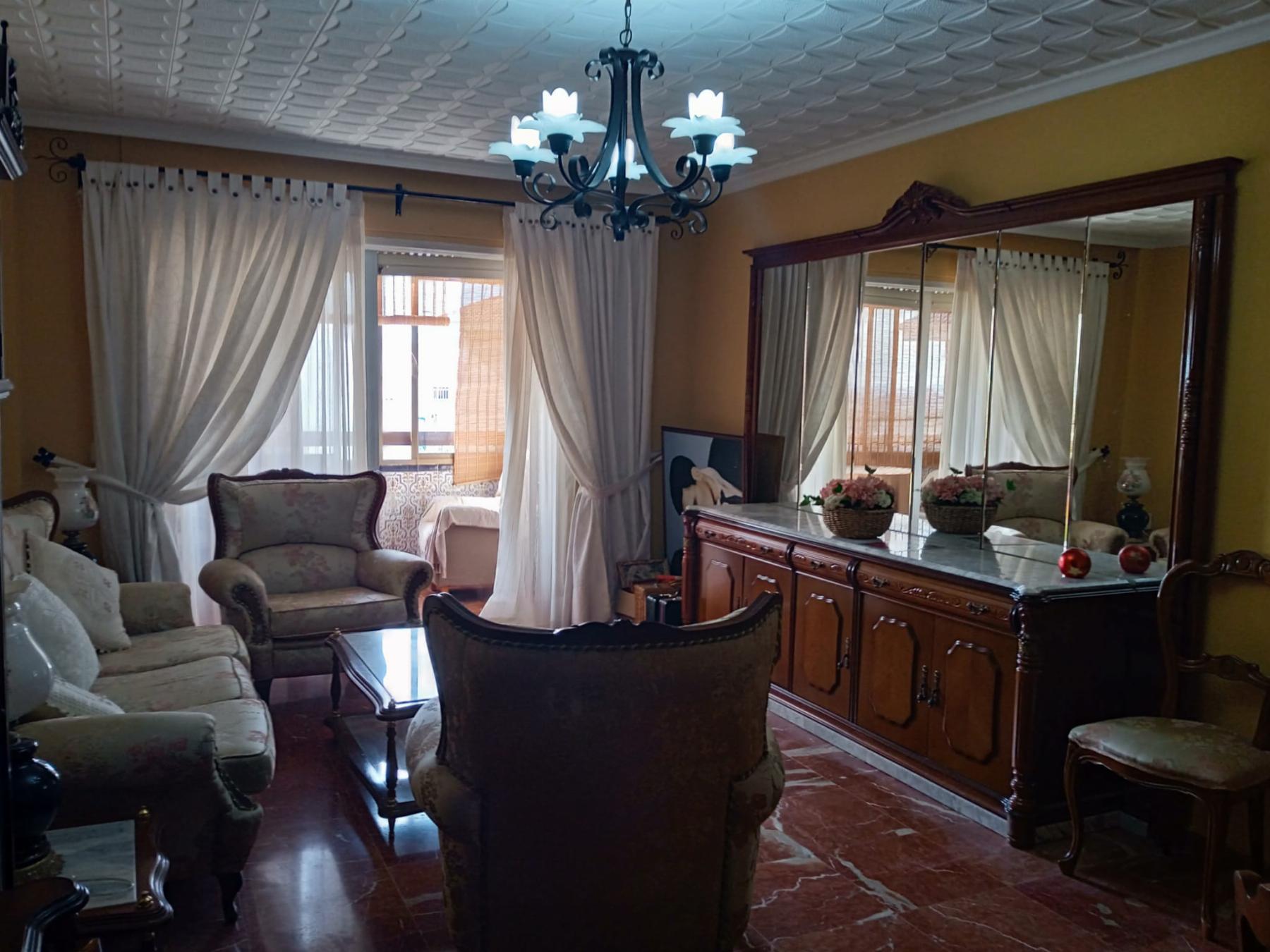 For sale of flat in El Puerto de Santa María
