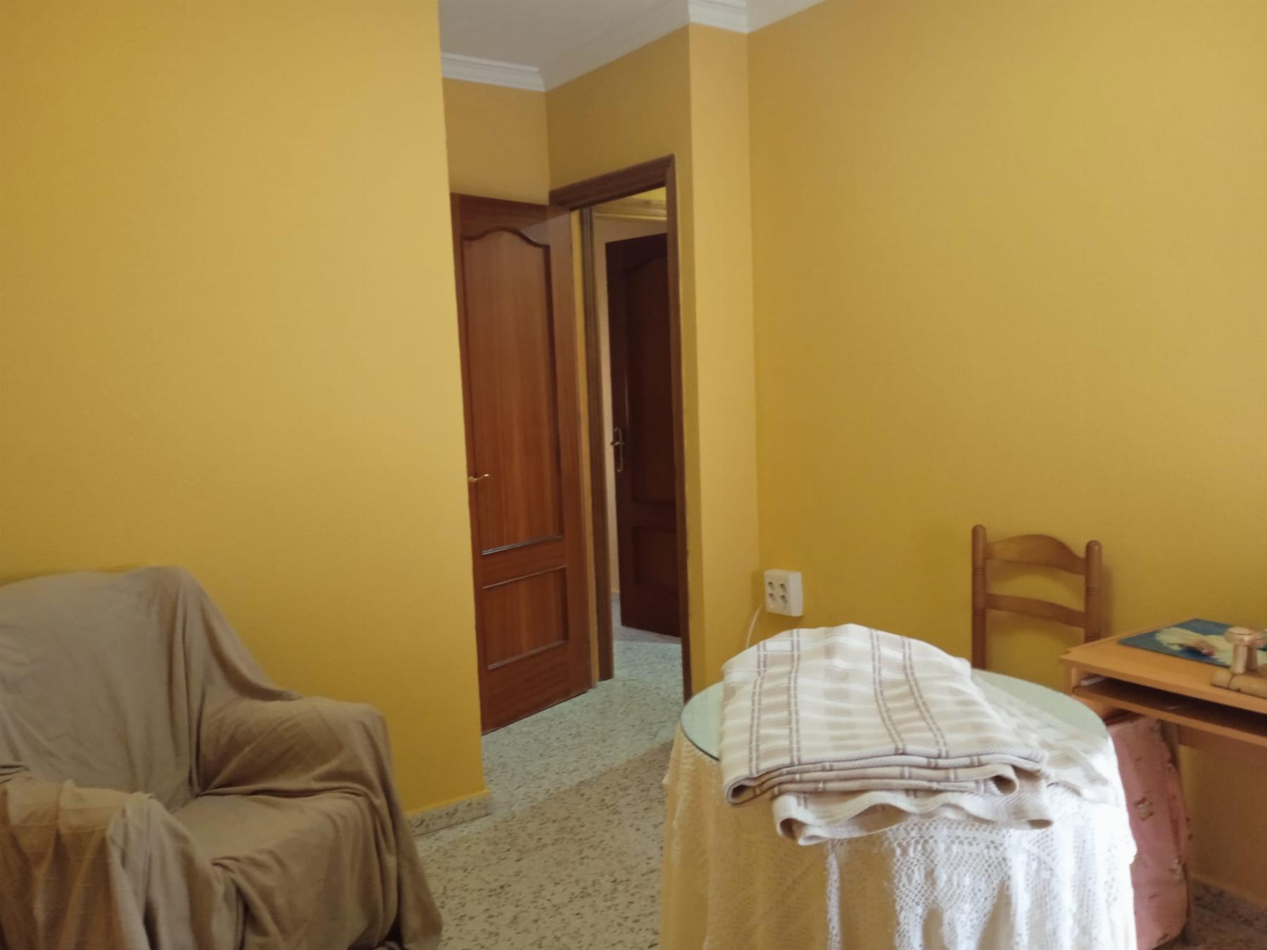 For sale of flat in El Puerto de Santa María