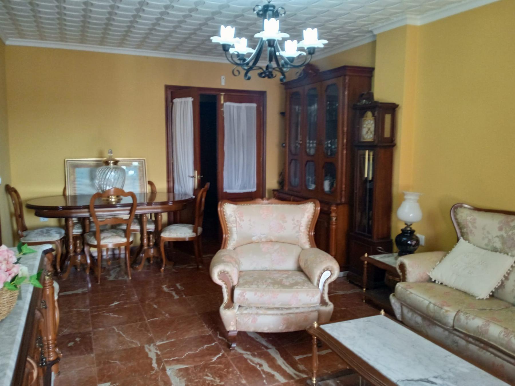 For sale of flat in El Puerto de Santa María