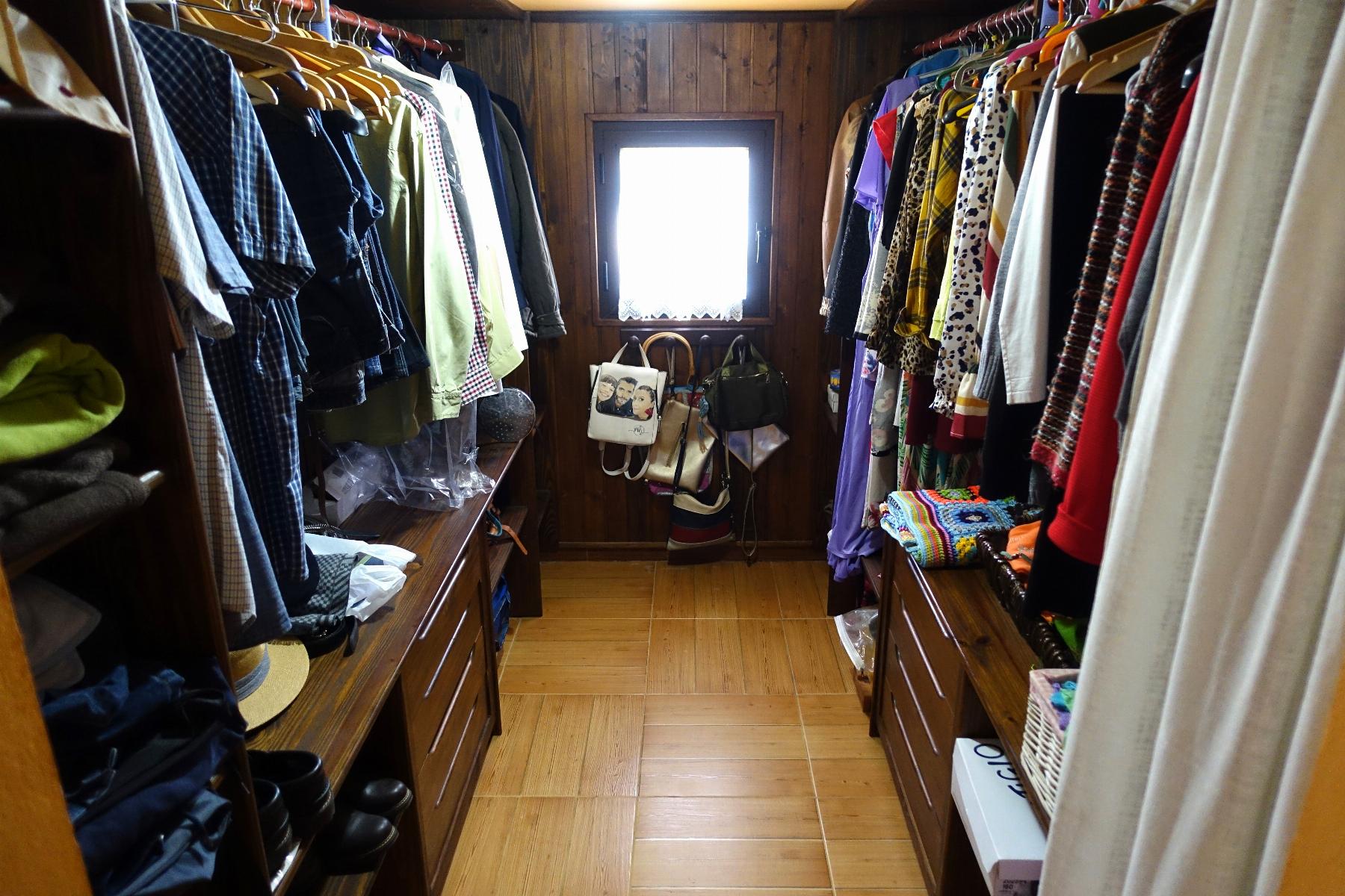 Dressing room