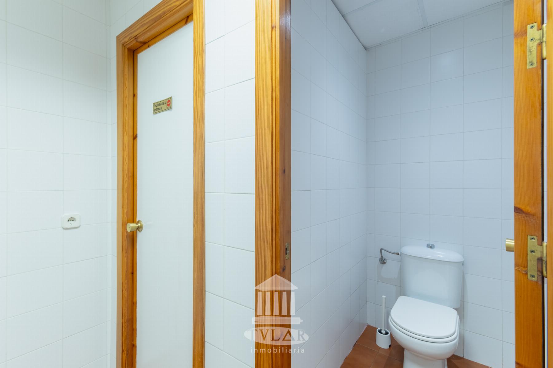 Venta de local comercial en El Puerto de Santa María