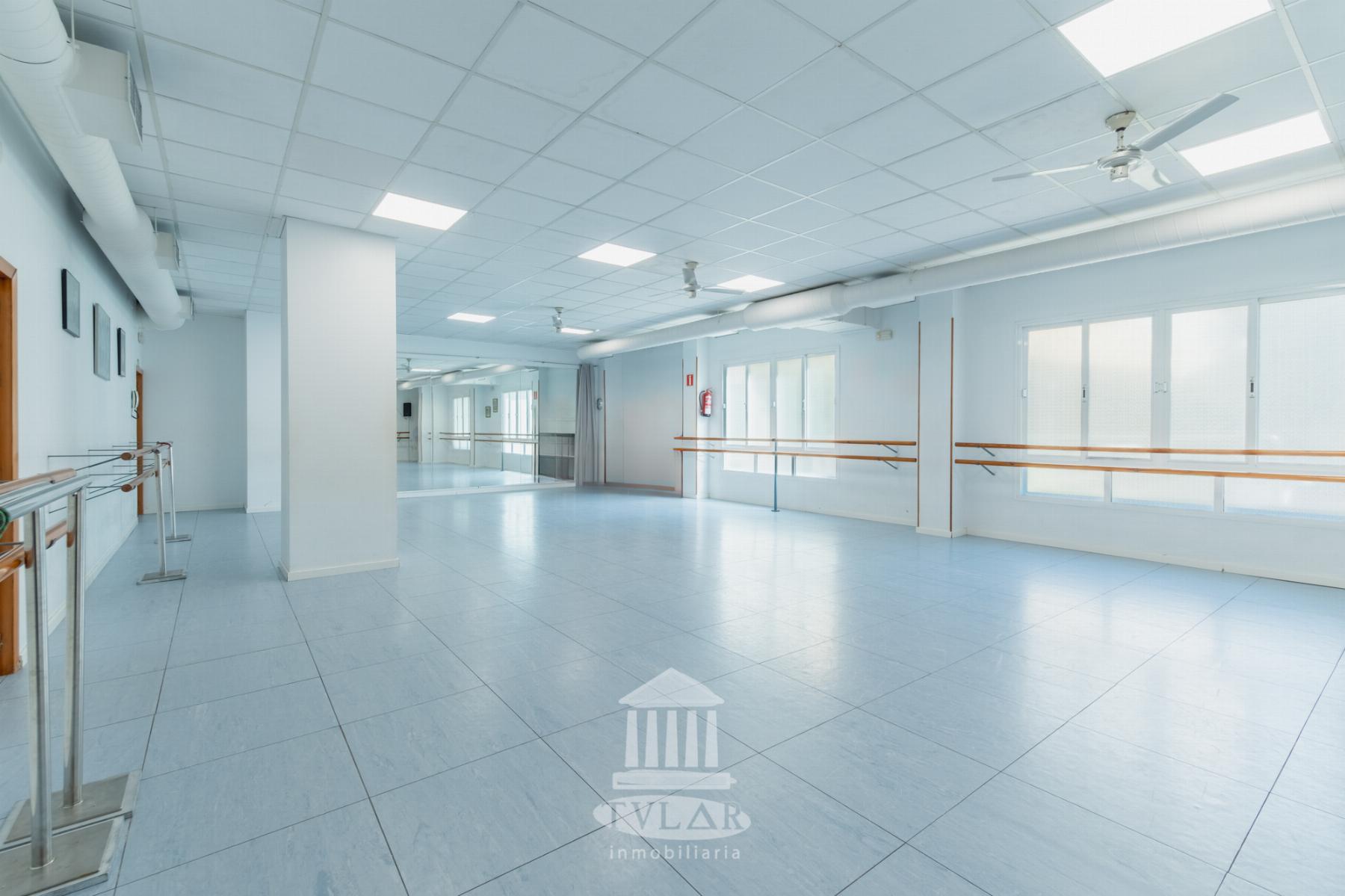 Venta de local comercial en El Puerto de Santa María