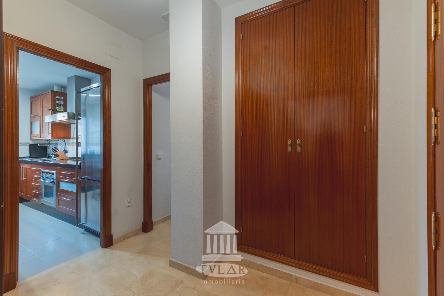 For sale of flat in El Puerto de Santa María