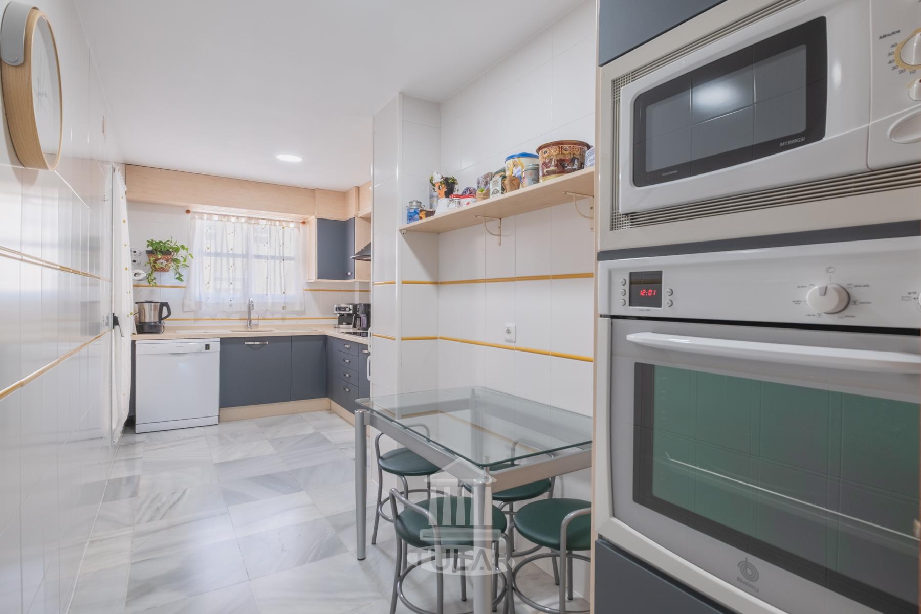 For sale of flat in El Puerto de Santa María