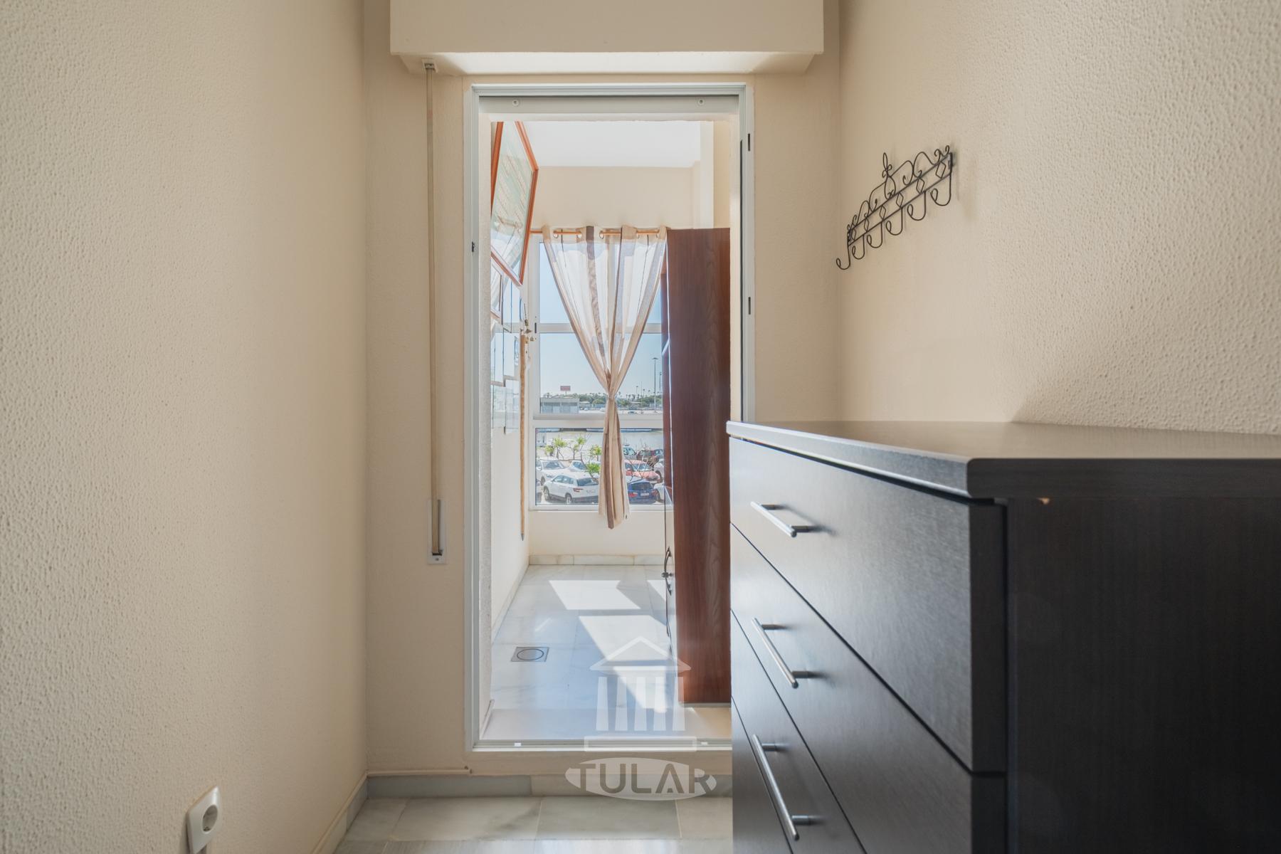 For sale of flat in El Puerto de Santa María