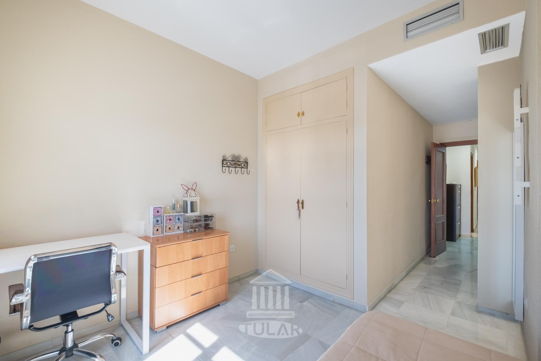 For sale of flat in El Puerto de Santa María