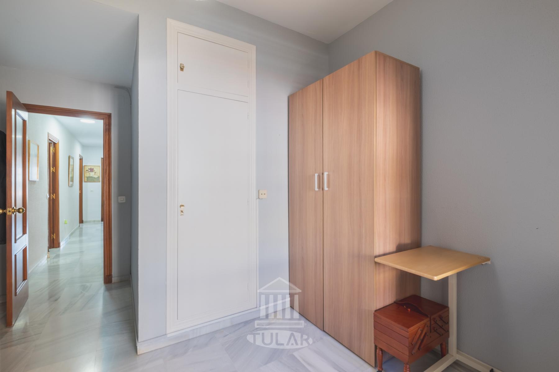 For sale of flat in El Puerto de Santa María
