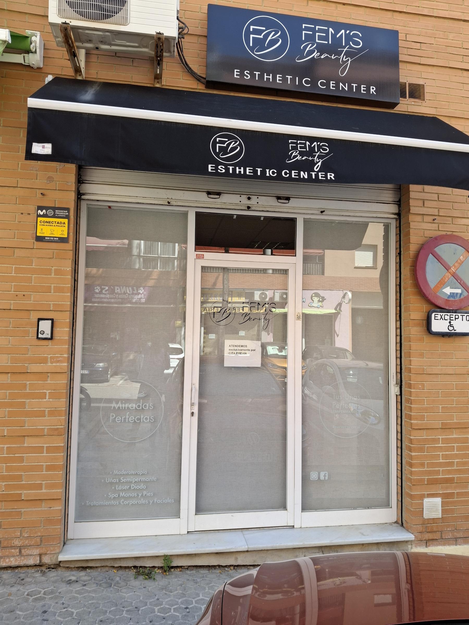 For sale of commercial in El Puerto de Santa María