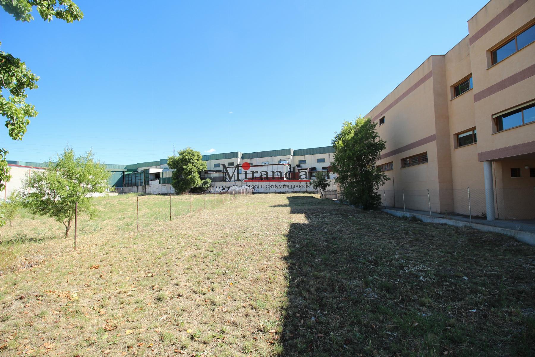 Salgai  lurrera  Villaviciosa de Odón
