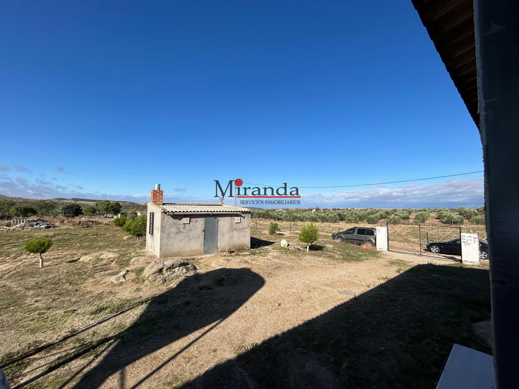 Venta de nave industrial en Polán