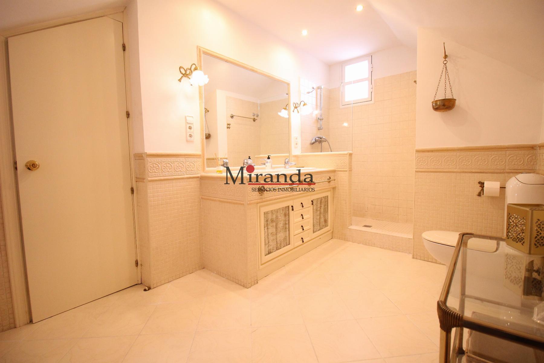 Baño suite