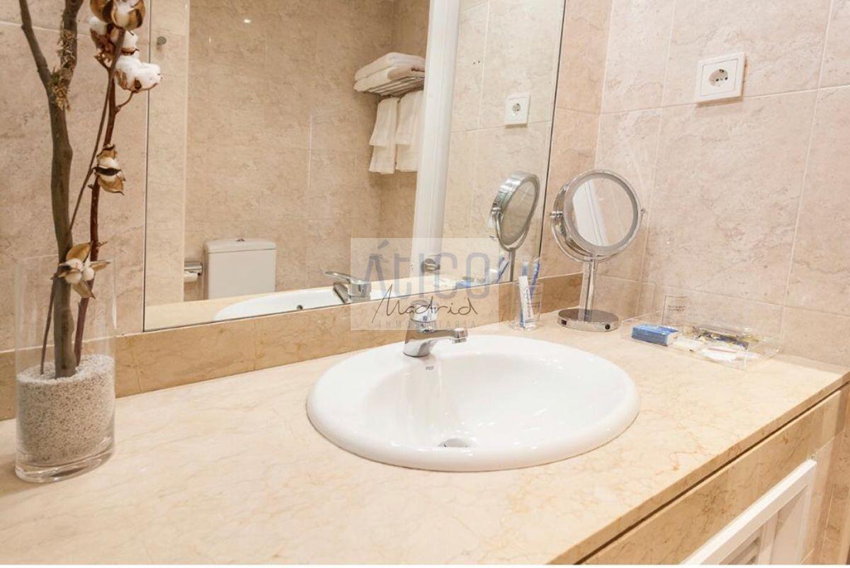 For rent of penthouse in Madrid