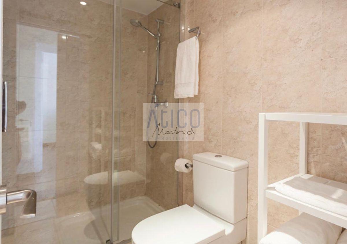 For rent of penthouse in Madrid