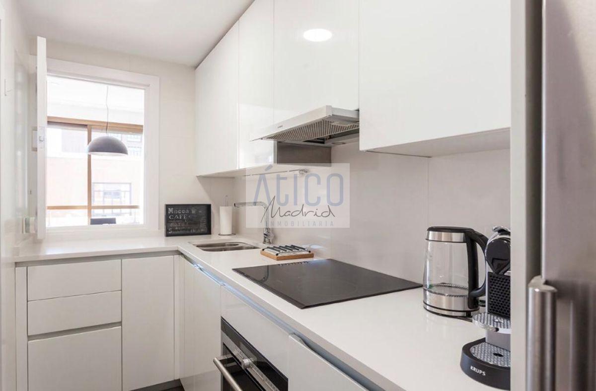 For rent of penthouse in Madrid