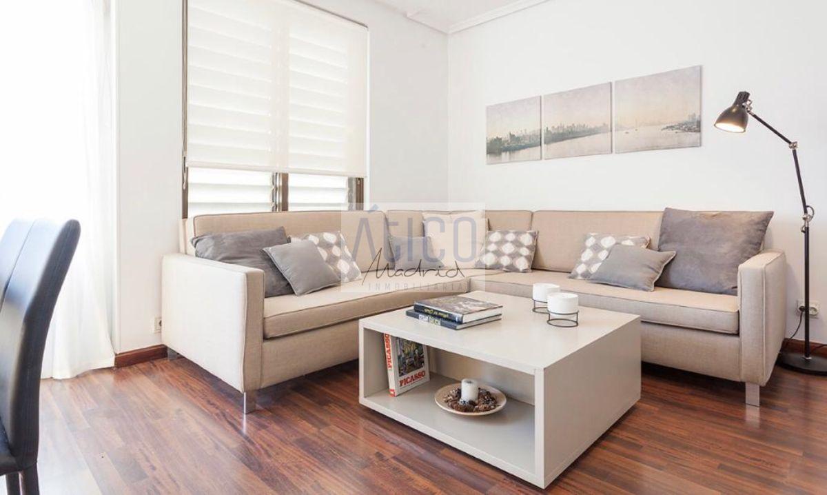 For rent of penthouse in Madrid