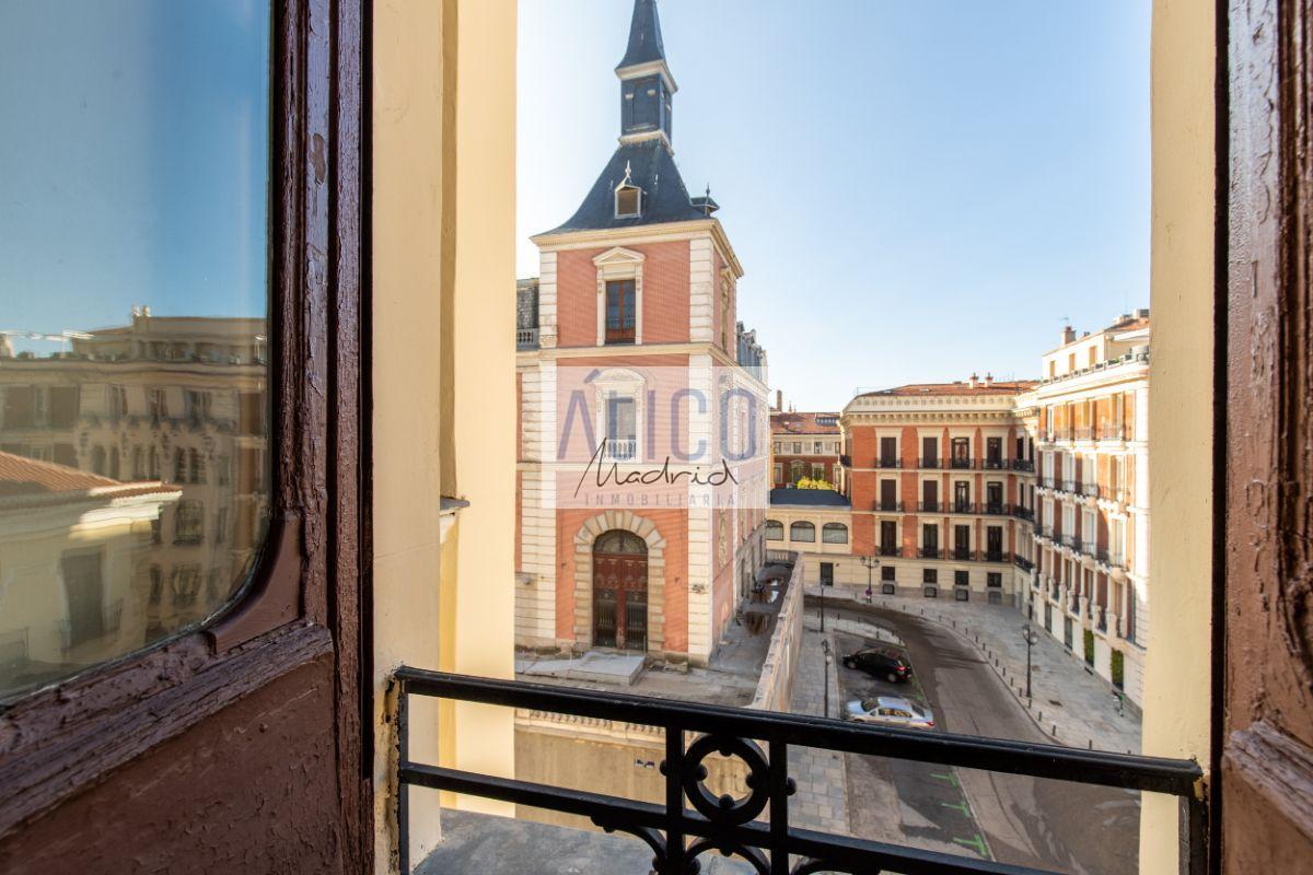 For rent of office in Madrid