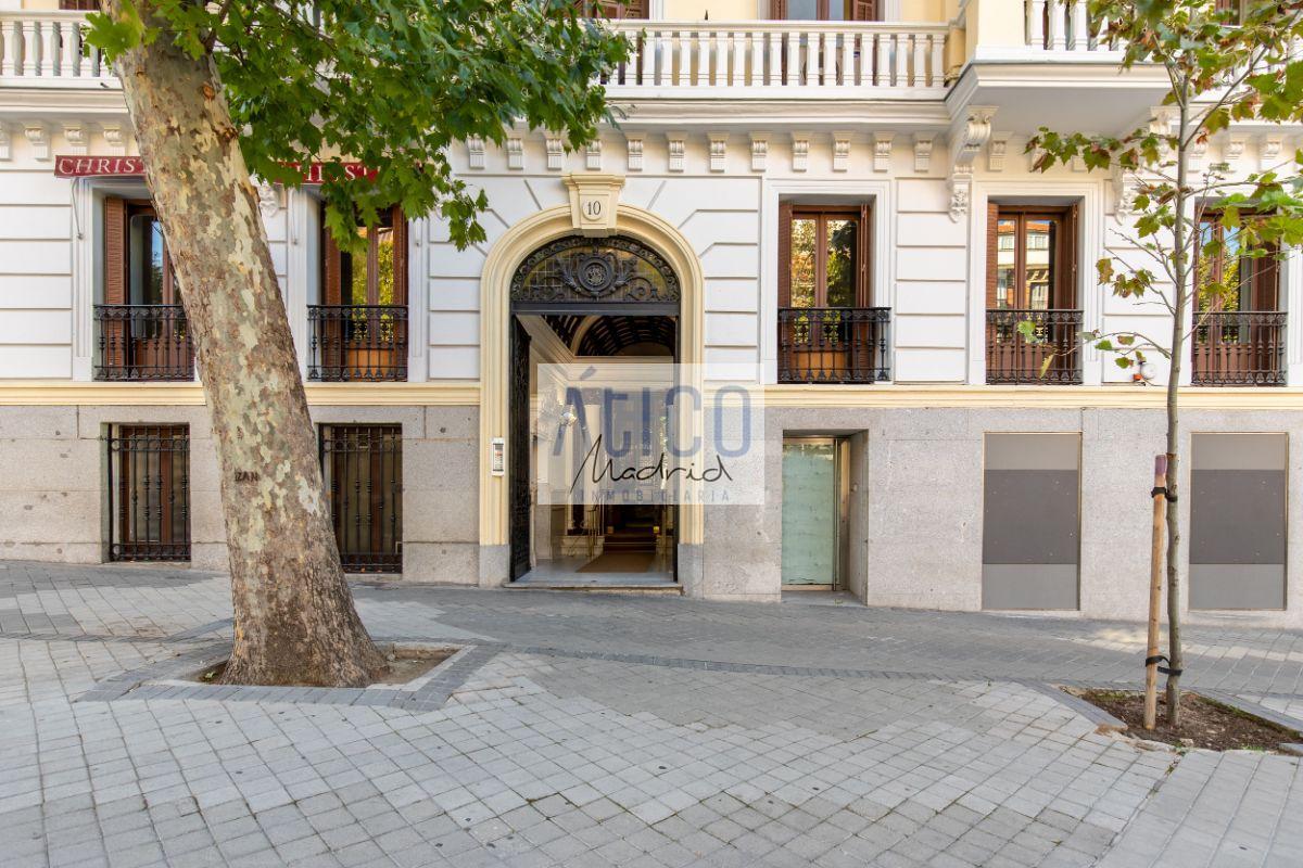 For rent of office in Madrid