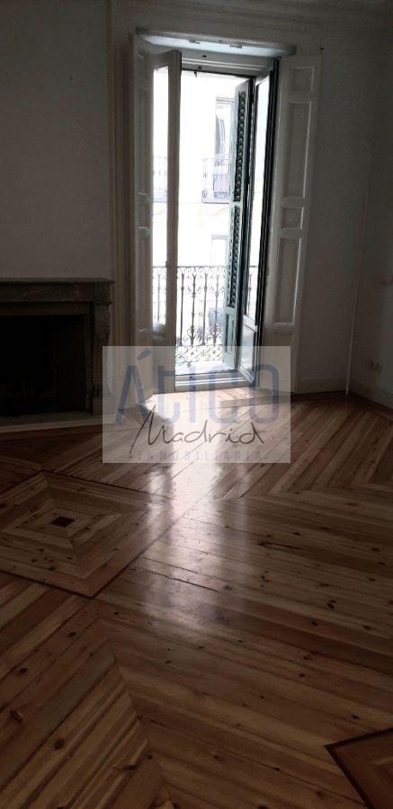 For rent of flat in Madrid