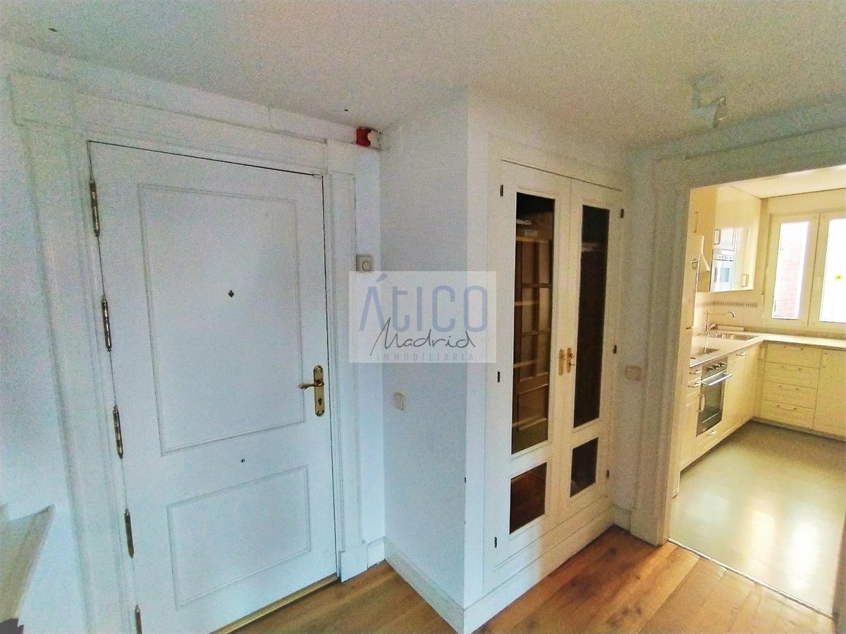 For rent of penthouse in Madrid