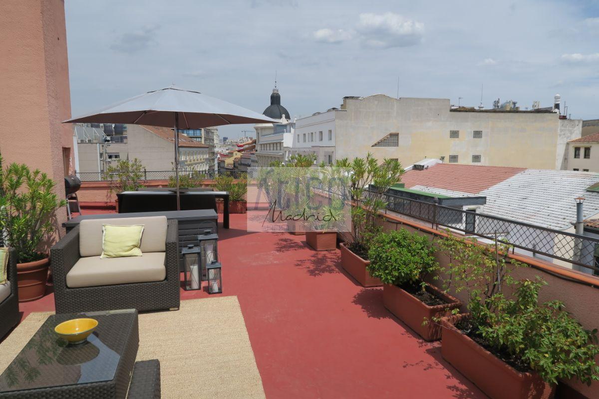 For rent of penthouse in Madrid