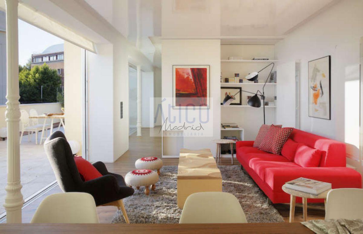 For rent of penthouse in Madrid