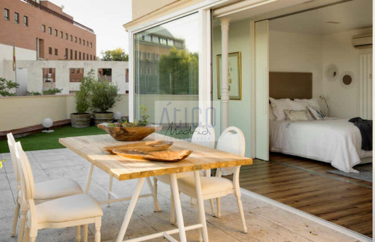 For rent of penthouse in Madrid