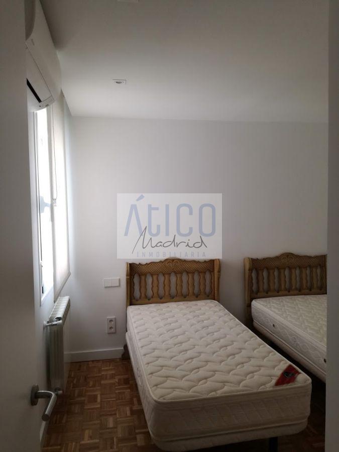 For rent of penthouse in Madrid