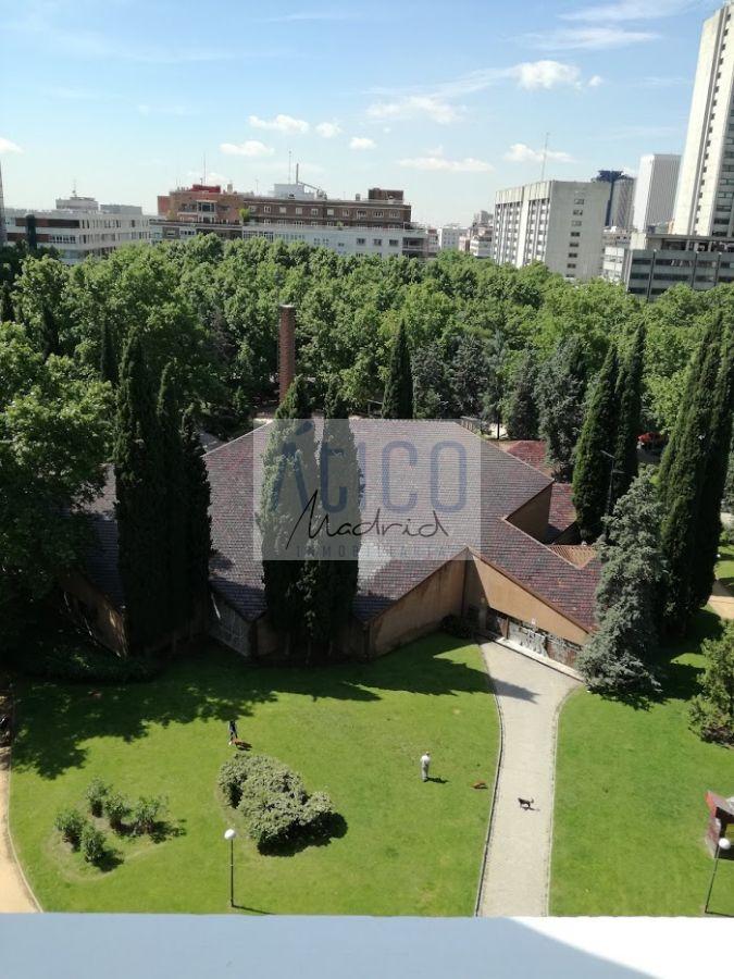 For rent of penthouse in Madrid