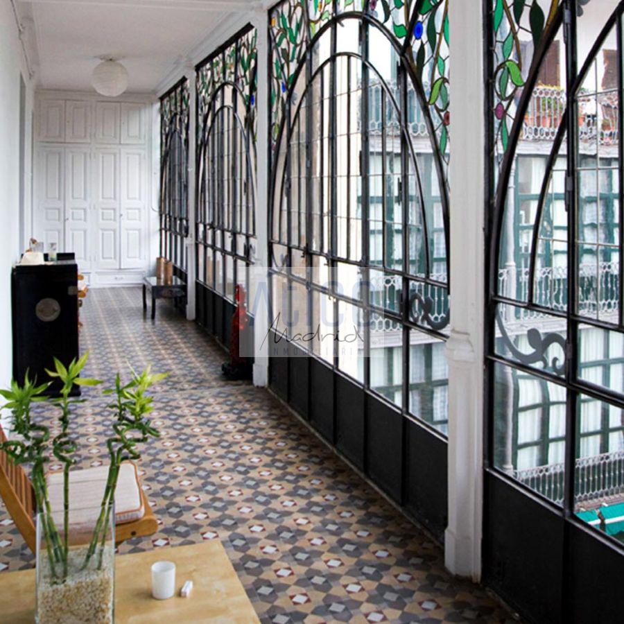 For sale of penthouse in Barcelona