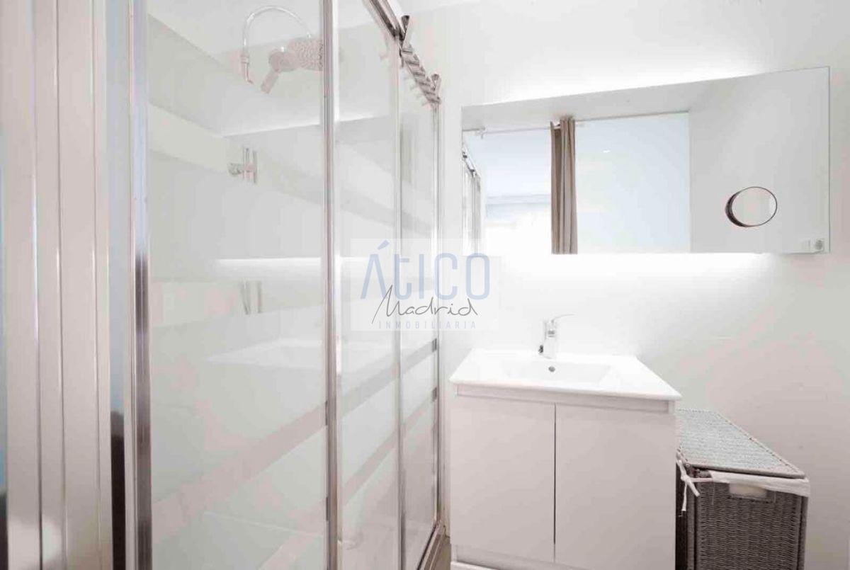 For rent of penthouse in Madrid