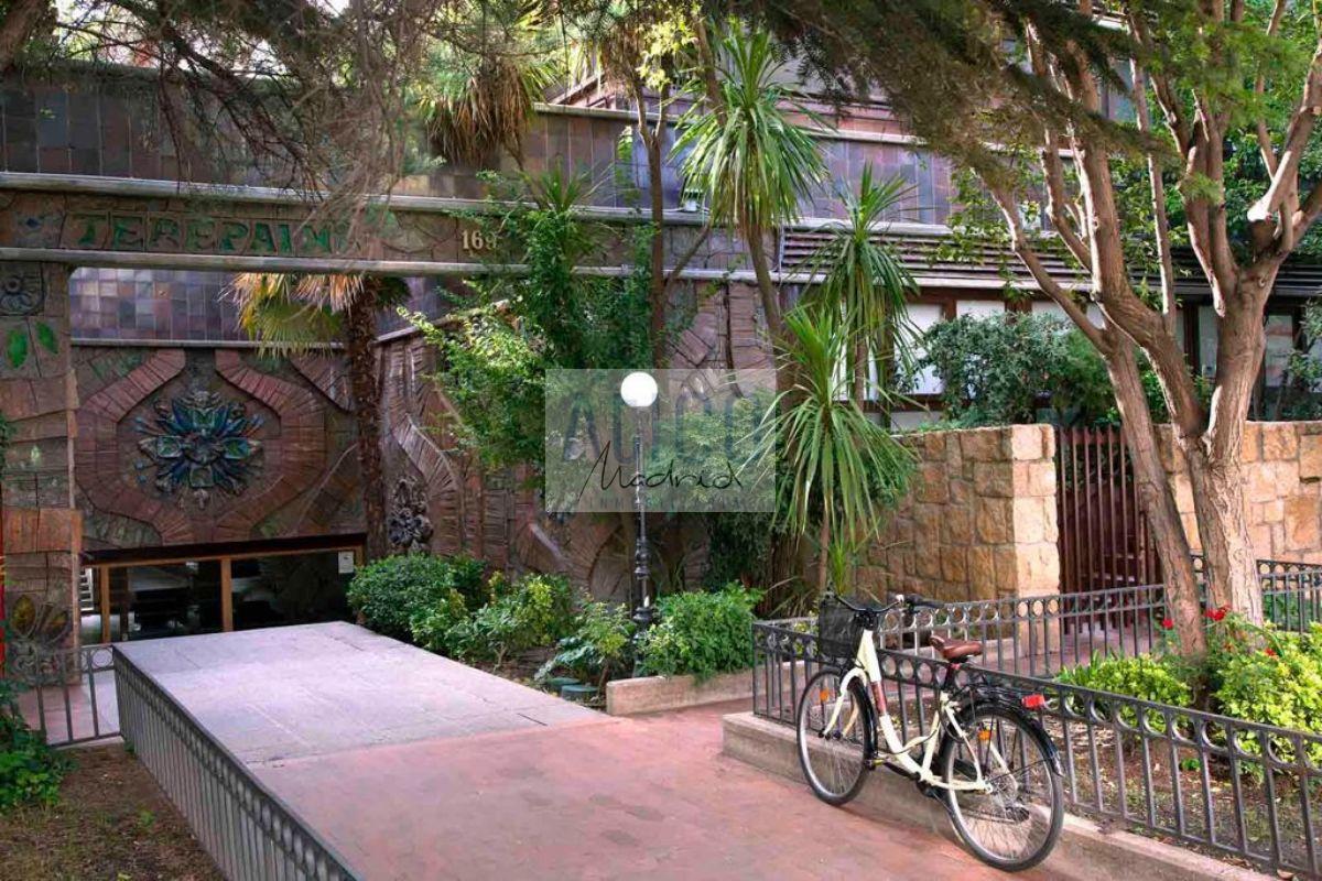 For rent of penthouse in Madrid