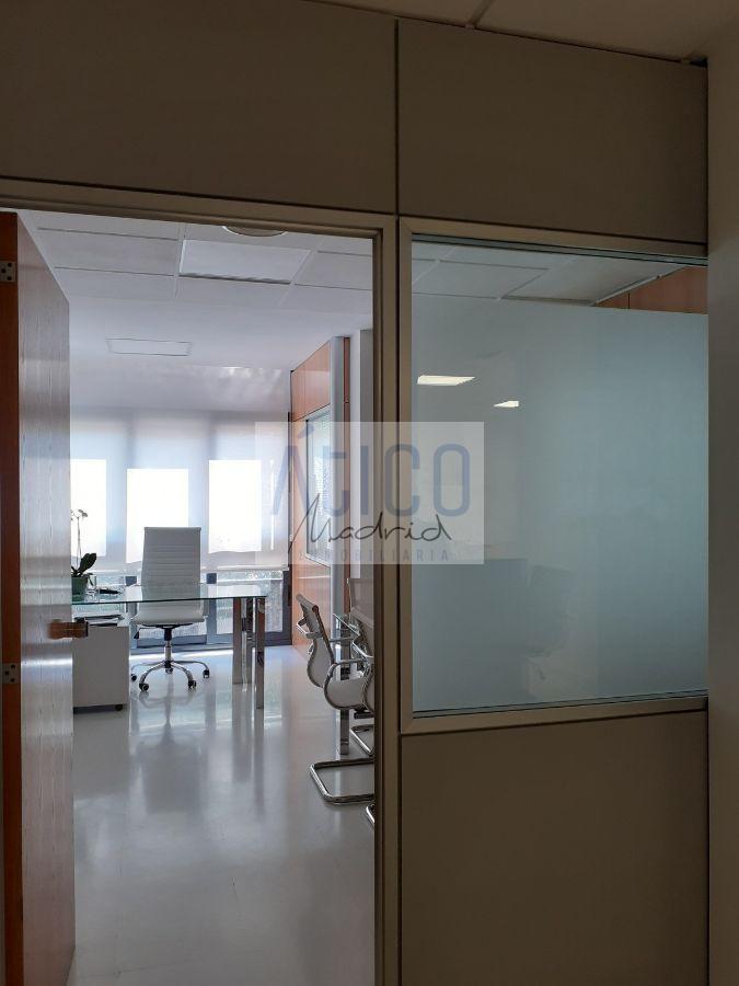 For rent of office in Madrid