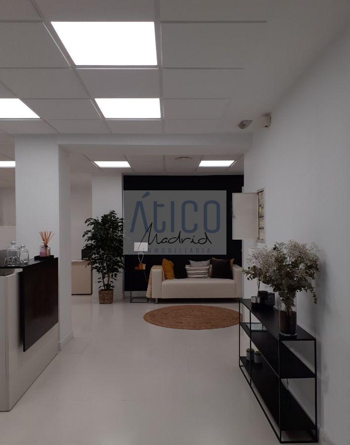 For rent of office in Madrid