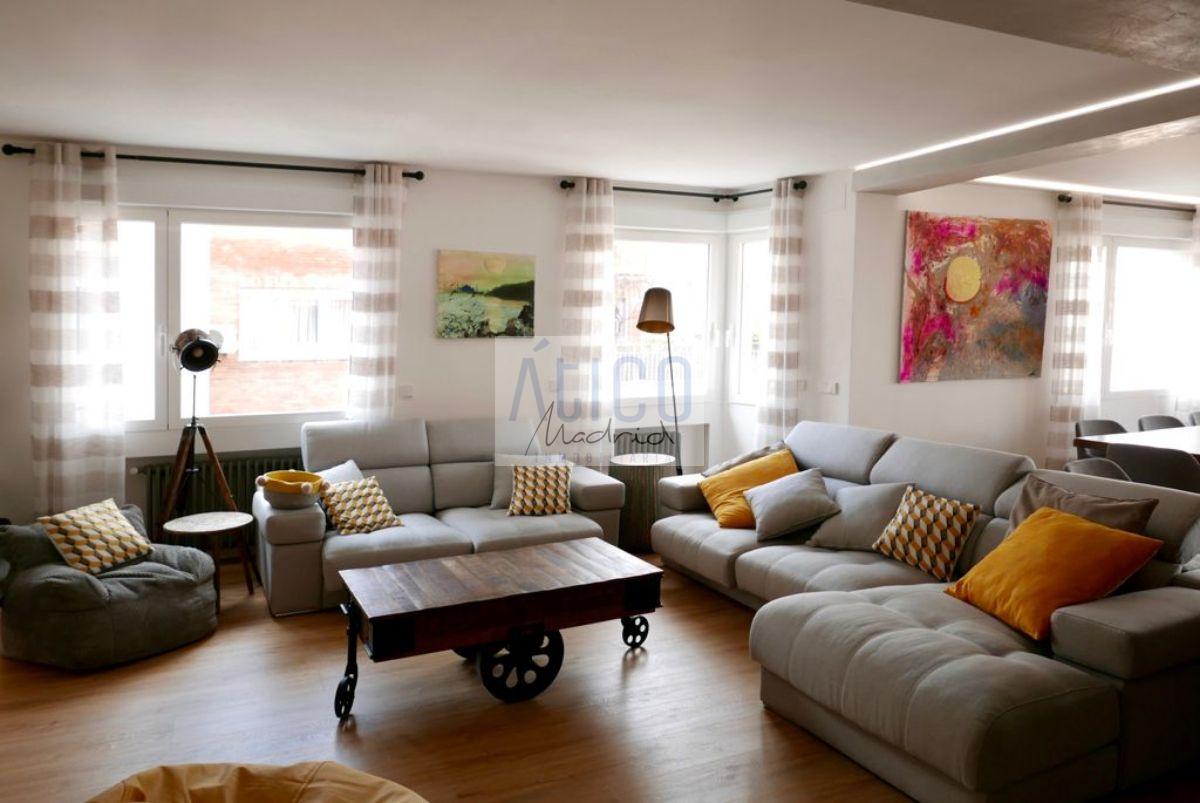 For rent of penthouse in Madrid