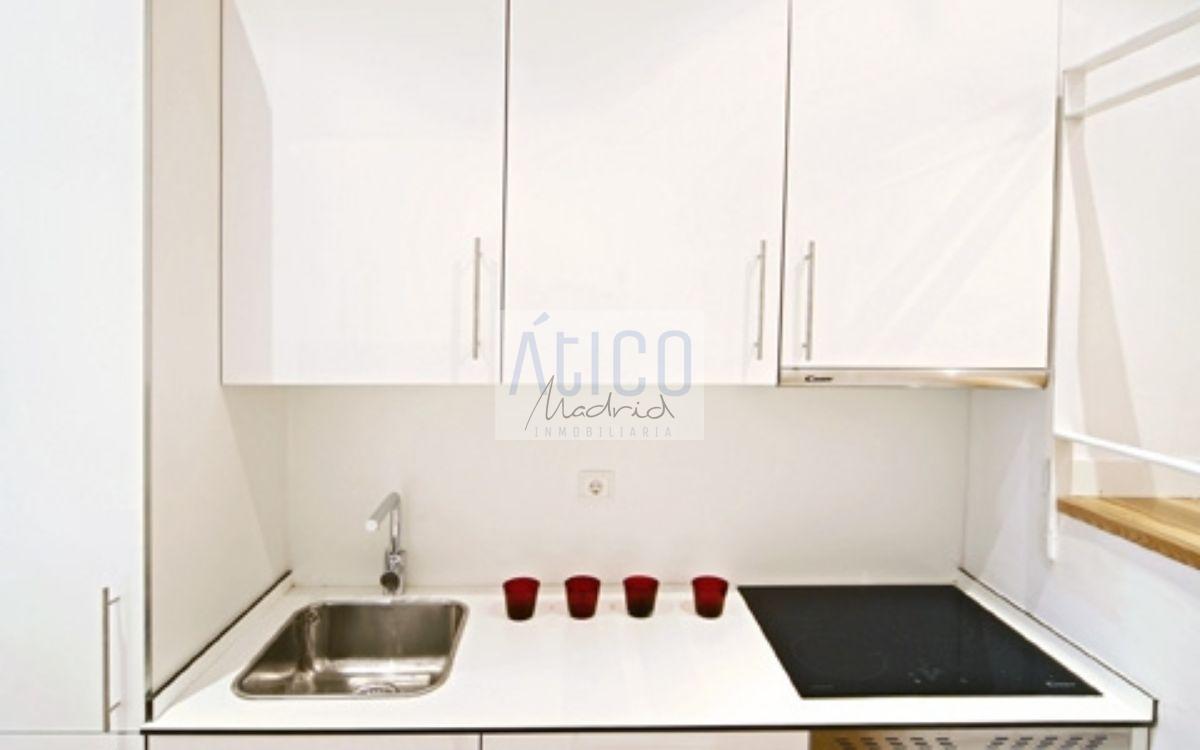 For sale of apartment in Madrid