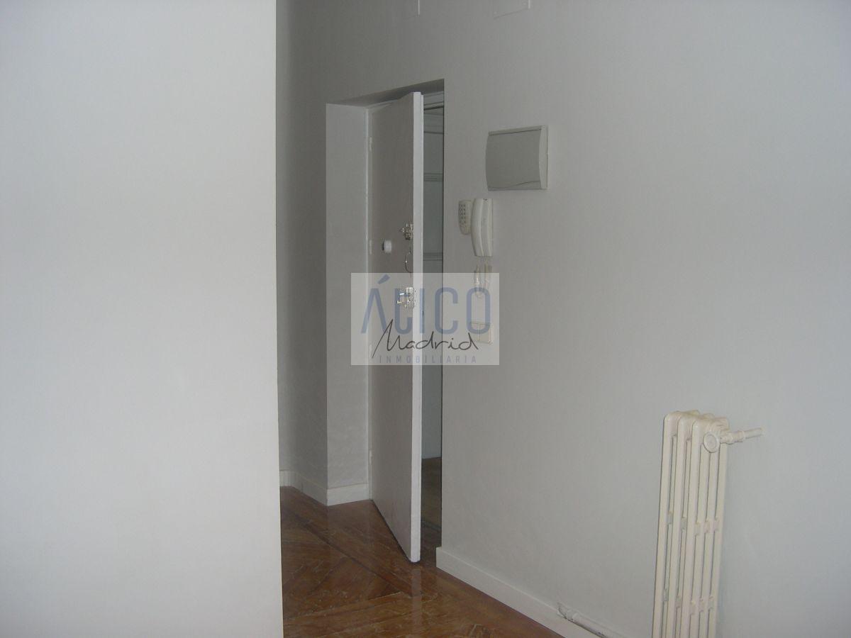 For rent of flat in Madrid