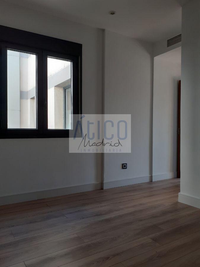 For rent of penthouse in Madrid